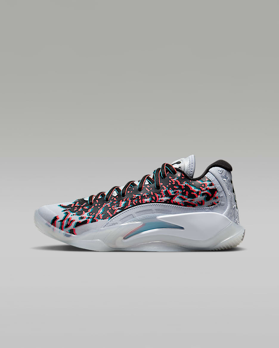 Zion 3 NRG Big Kids Basketball Shoes. Nike